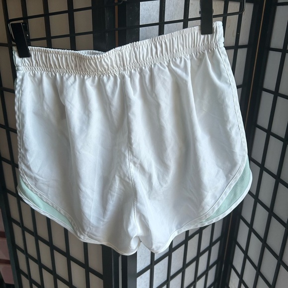 Nike dry-fit running shorts - Picture 3 of 5